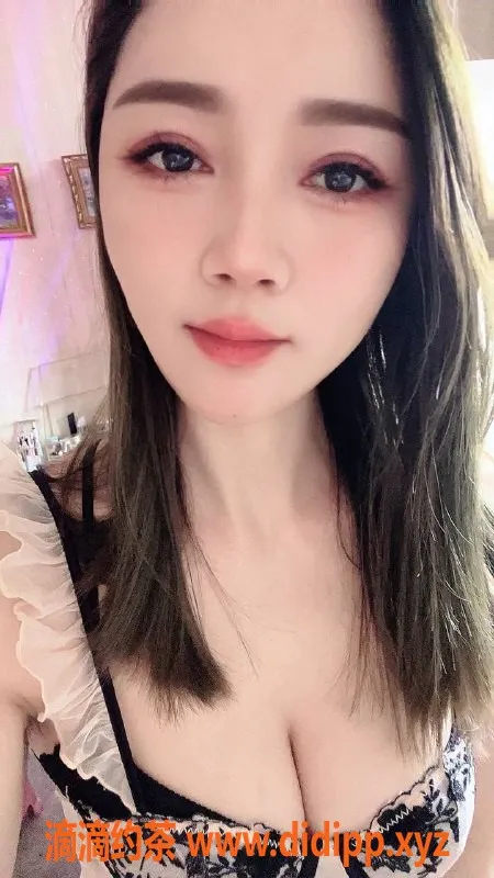 广州楼凤-天河君君，700元课费，服务超赞！