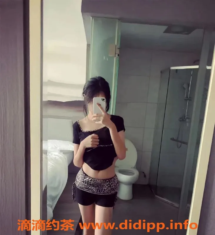 成都楼凤-成华区小精灵，颜值爆表，身材火辣