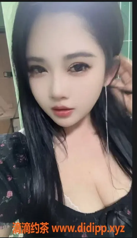 深圳楼凤-宝安西乡朵朵，26岁C+身材，500起