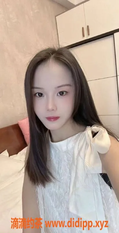 广州楼凤-天河小桃，嫩妹500元，视频验证保障