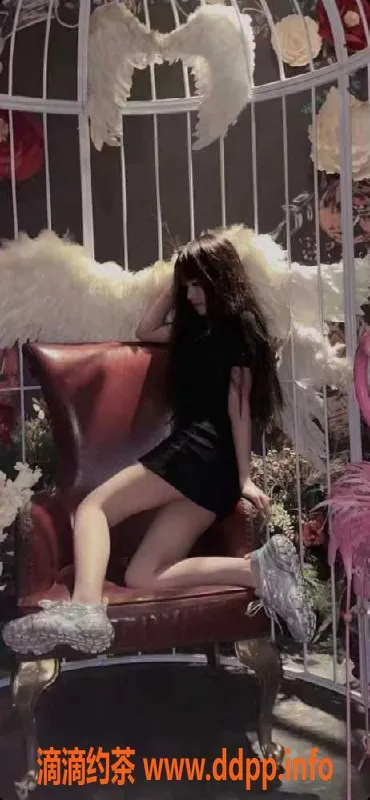 广州楼凤-广州海珠清纯美少女果果，20岁，34D，600元体验