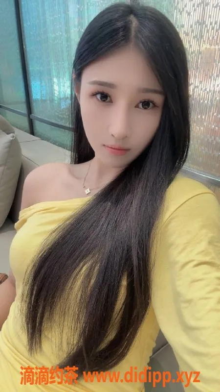 深圳楼凤-深圳高挑嫩妹希希，18岁，长腿高颜值