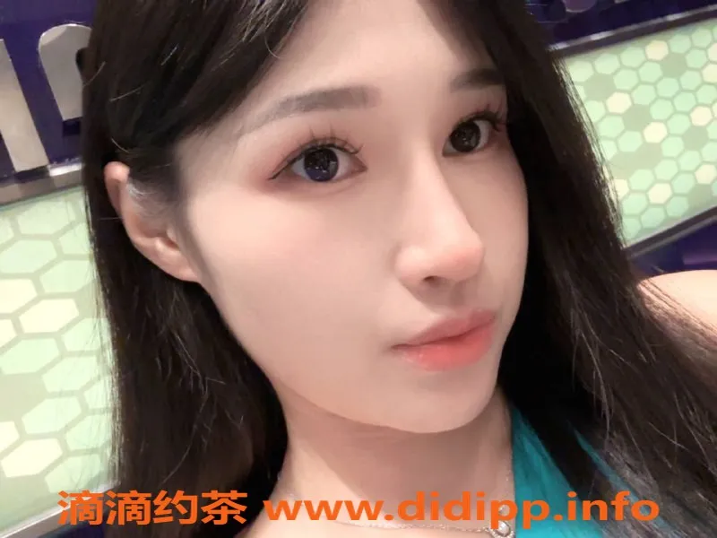 深圳楼凤-深圳高挑嫩妹希希，18岁，长腿高颜值