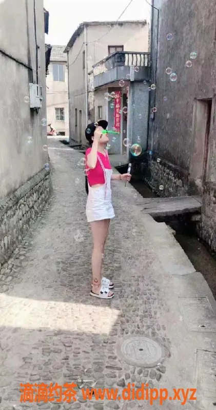 广州楼凤-广州白云区多多，美丽长腿250元不限次服务