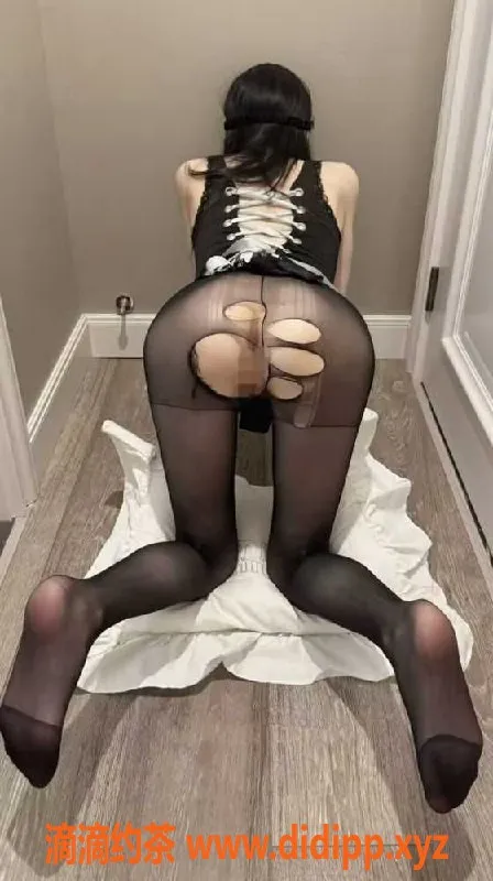 广州楼凤-天河风骚水多少妇琪琪，26岁，400元40分钟