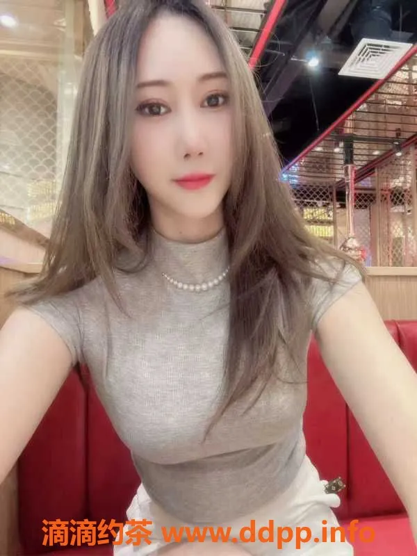 广州楼凤资源信息,广州天河晚晚，26岁高颜值服务员，168cm身高