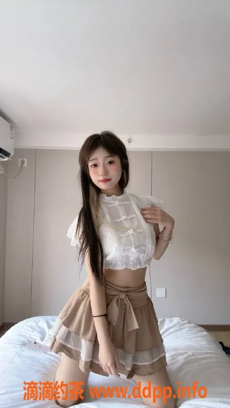 成都楼凤-成华区小矮矮大奶笑笑，身高155，性价比高