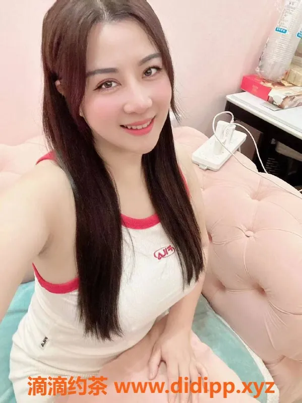 广州楼凤-天河思思，爆乳美女，900元超值体验