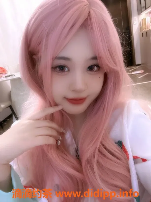 杭州楼凤资源信息,小颖 18岁 165cm 微胖胸围32B 精油按摩等多项服务