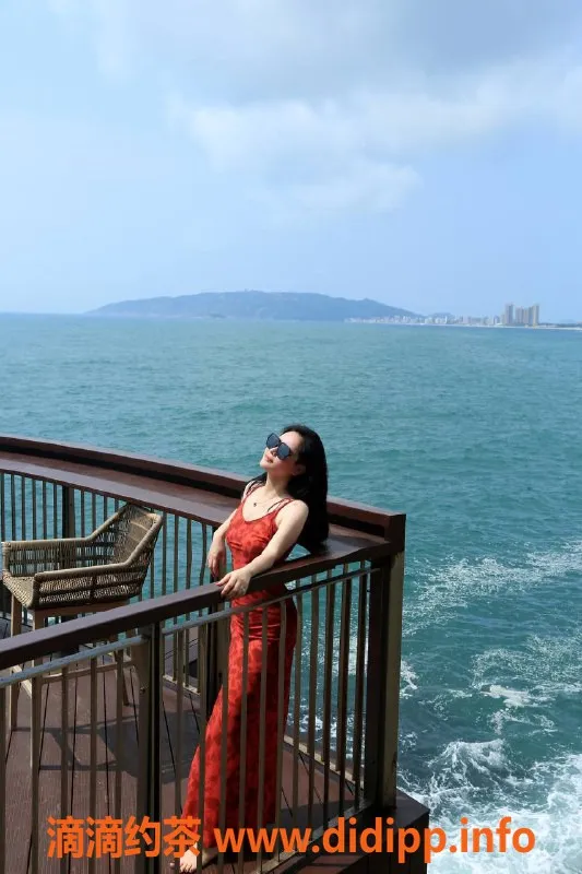 深圳楼凤-宝安Hannah，800元起，精彩服务等你来体验