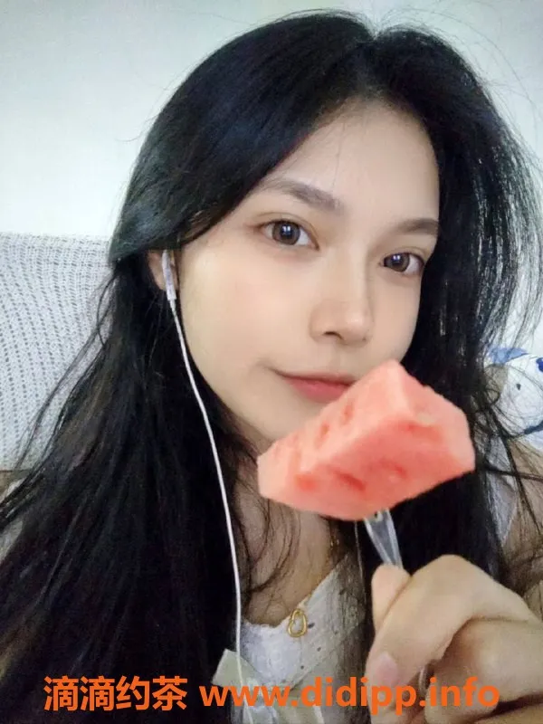 杭州楼凤资源信息,滨江区白素素，164cm80斤，舌吻69互舔，800元起