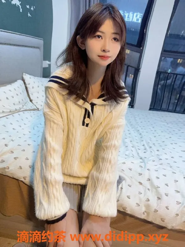 成都楼凤-成华区17岁白虎小妹，身高1.6米，推荐打卡！