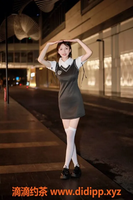 深圳楼凤-福田海鸥老师，价格1400元，舌吻调情服务