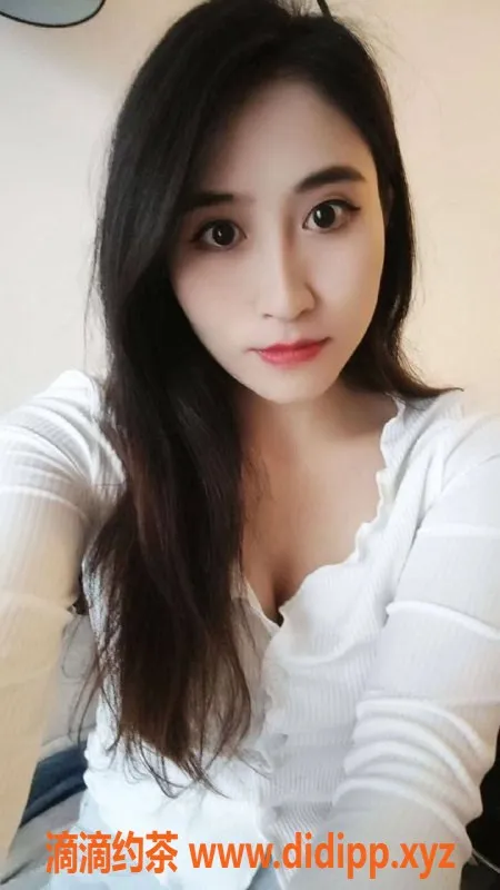 广州楼凤-黄埔御姐波波，500元舌吻服务，真实可靠