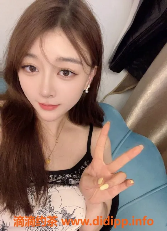 广州楼凤资源信息,天河御姐夕颜，800元舌吻服务等你来体验