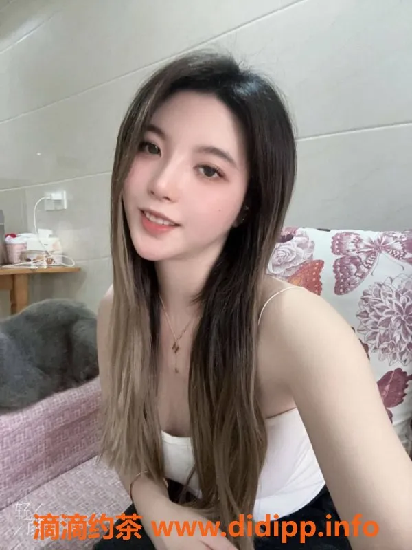 广州楼凤-番禺御姐八月，1300元舌吻服务