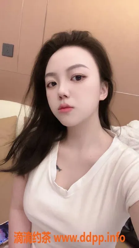 广州楼凤-白云AA，爆乳美艳，600元即可体验