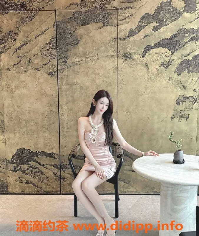 深圳楼凤资源信息,福田兰兰，166身高，B罩杯，1800元体验服务