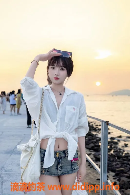 深圳楼凤资源信息,深圳福田嫩妹琪琪，20岁168B，1600起