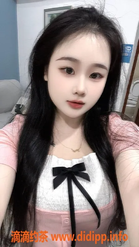 广州楼凤-黄埔嫩妹微微，600元一小时！