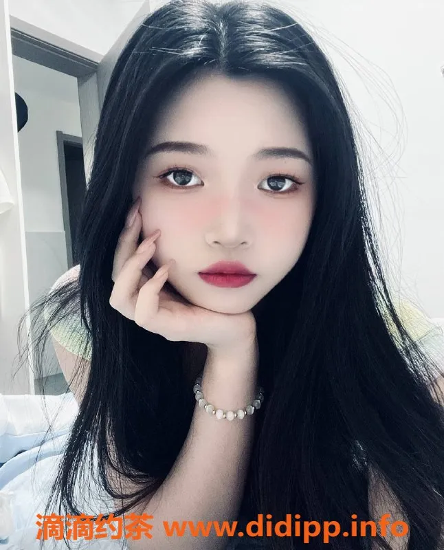 杭州外围-上城区小曼曼，160cm清纯可爱学妹，1200起