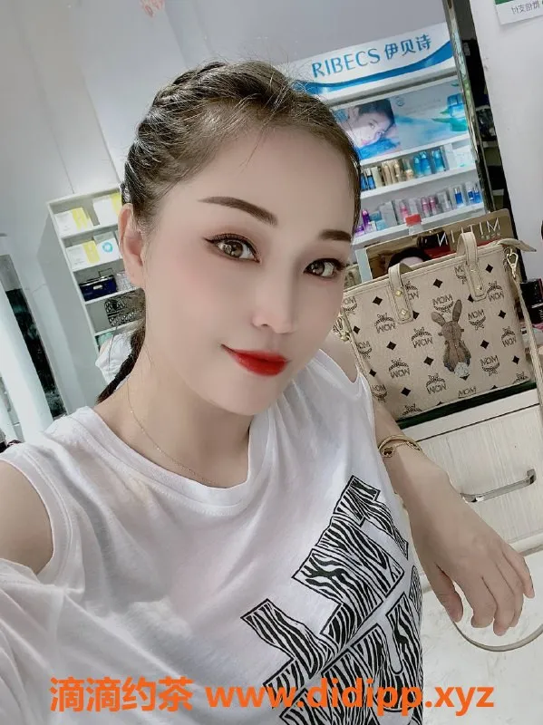 杭州上门服务资源信息,滨江区小乔 27岁 163cm 乳交＋车震 1200起