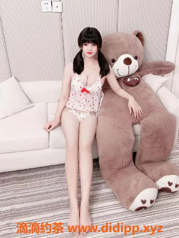 杭州楼凤-彝族贝贝，身高6米1，提供多种服务