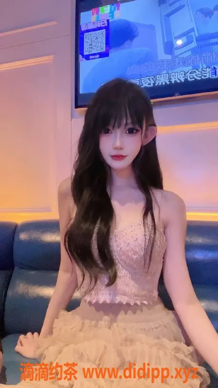 深圳楼凤-深圳福田小甜，165cm 94斤，千元档大胸服务