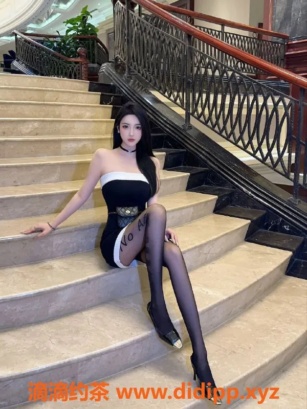 杭州上门服务-拱墅区金晨熙，23岁36D大胸模特，服务多样