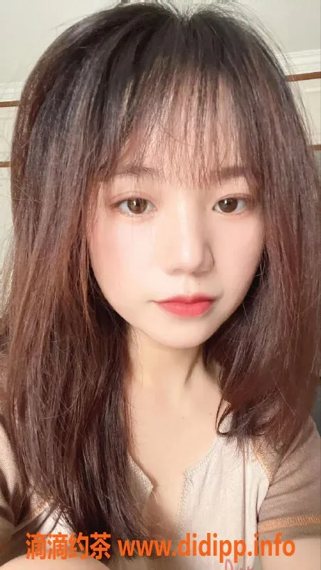 杭州楼凤-上城区贝仙儿｜160cm/45kg/21岁｜天然32B