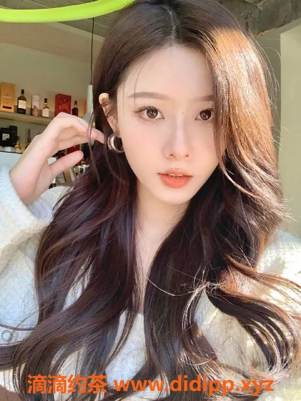 上海楼凤-静安张张，168身高，D罩杯美女，2000出门