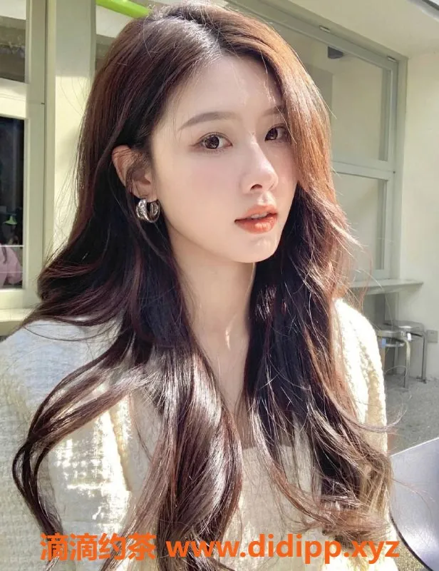 上海楼凤-静安张张，168身高，D罩杯美女，2000出门