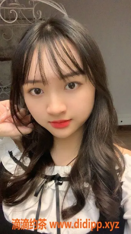 广州楼凤-海珠潇潇夜课，700元洗吹服务，期待你来体验！