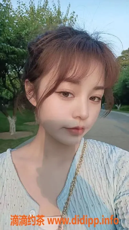 广州楼凤-天河嫩妹小可爱，素颜约600元体验