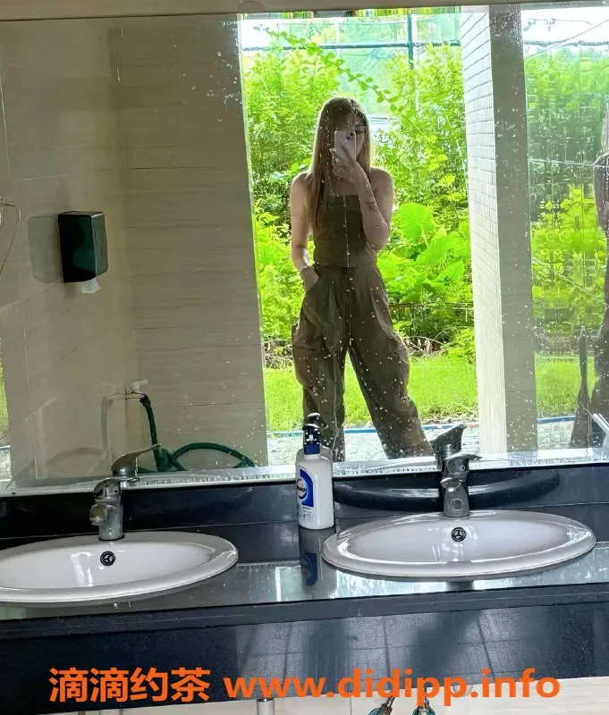 广州楼凤资源信息,白云温柔小仙女，700元超值嫩妹体验