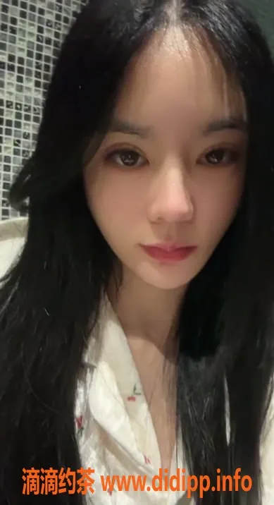 深圳楼凤-深圳小仙女，161cm大胸，超值千五享受