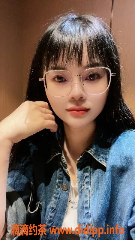 杭州楼凤-余杭花花，26岁163cm，温柔热情女友感服务