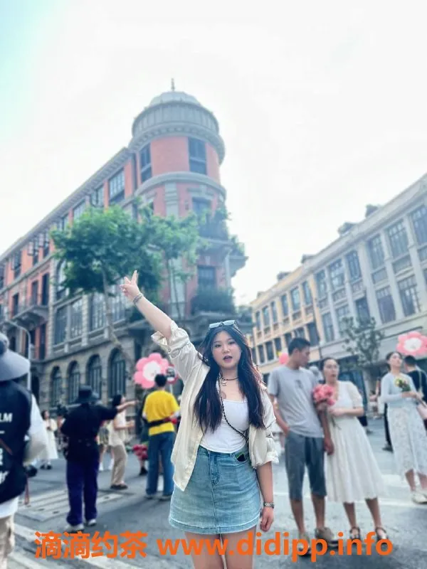 广州楼凤资源信息,天河姿姿，450元课费，甜美服务等你来享！