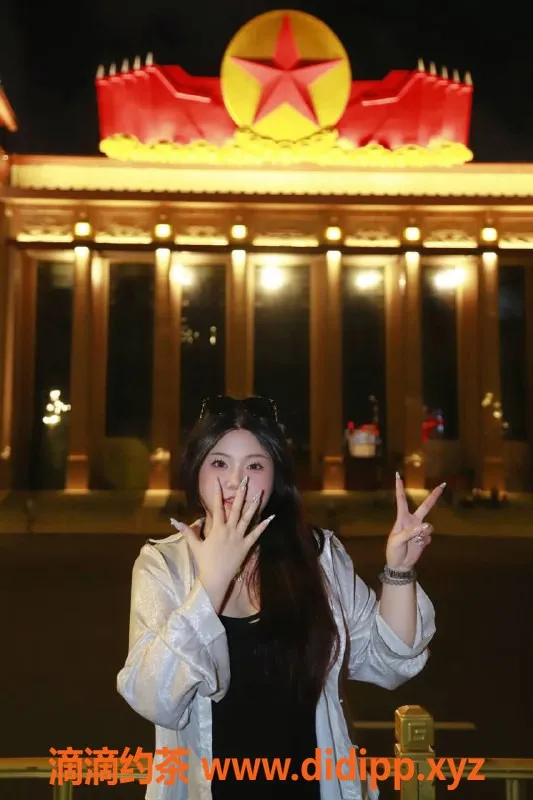 广州楼凤-天河姿姿，450元课费，甜美服务等你来享！