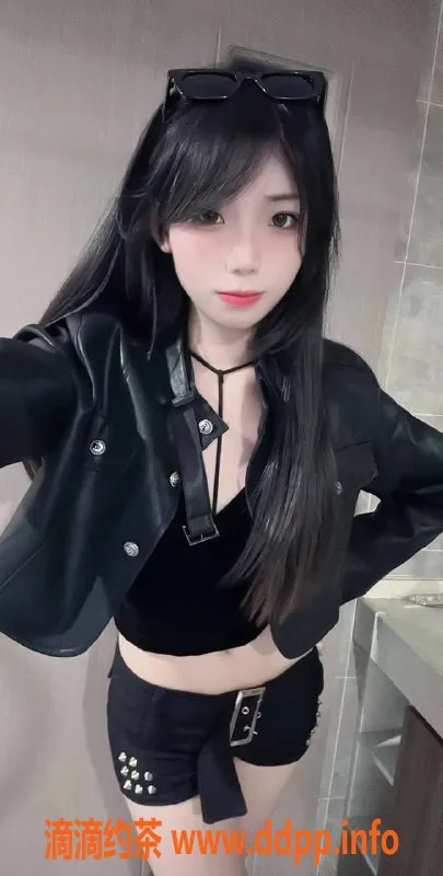 成都楼凤-成都嫩妹林溪月，19岁匀称身材