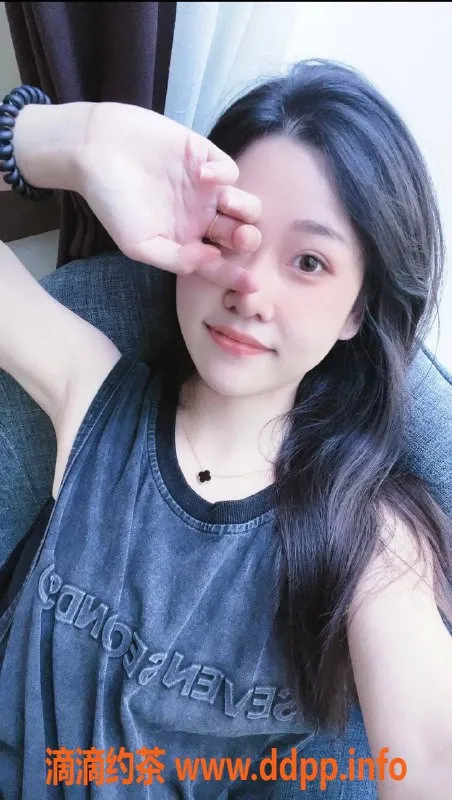 广州楼凤资源信息,天河正妹小奶猫，700元一小时服务！