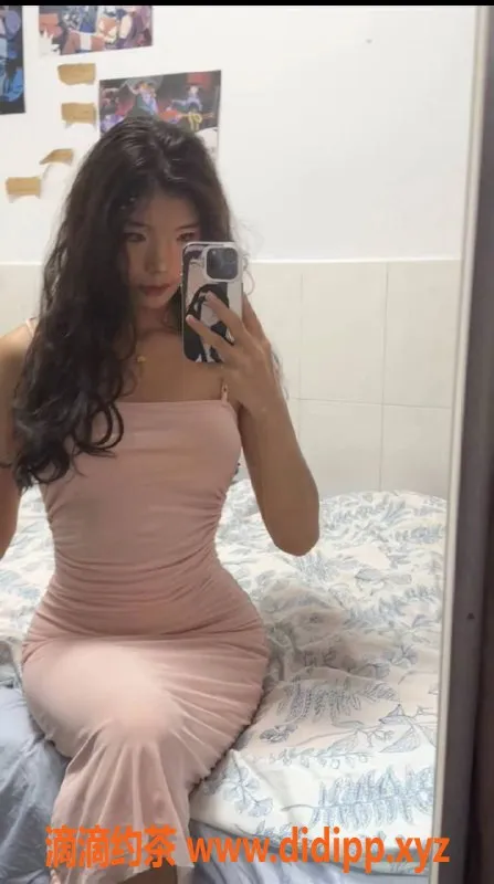 广州楼凤-天河伊伊，视频验证，700元体验