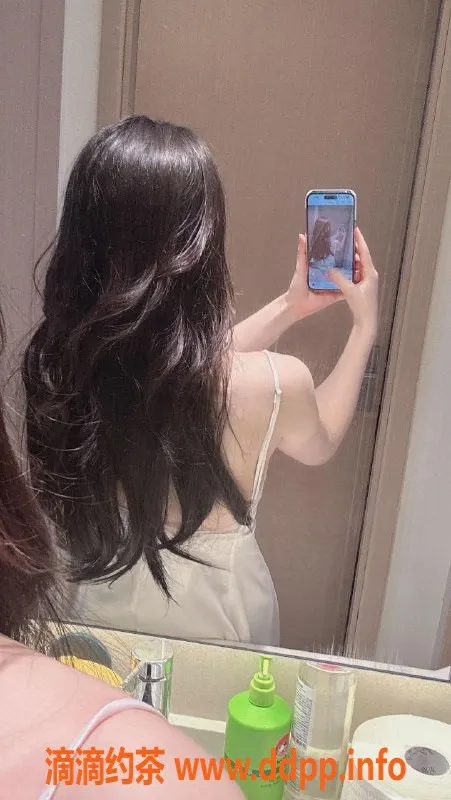 杭州楼凤-杭州上城多多，22岁性感美女，1200元服务