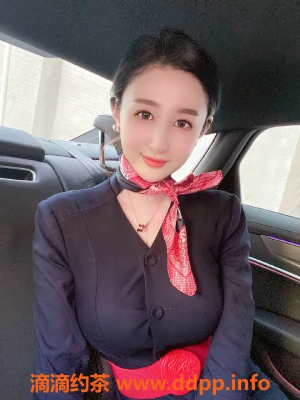 杭州楼凤-武汉高挑空乘韩菲菲，26岁F罩杯尽享服务