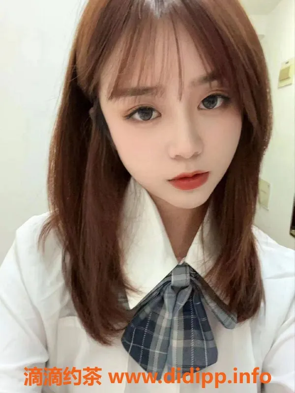 杭州楼凤-上城区 萱儿 162cm 23岁 800元体验陪浴多项服务