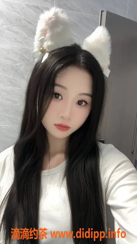 广州楼凤-白云嫩妹小甜崽，600元服务，视频验证