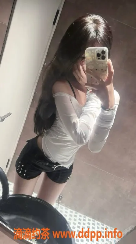 深圳楼凤资源信息,深圳龙华小希，19岁嫩妹，1000元起