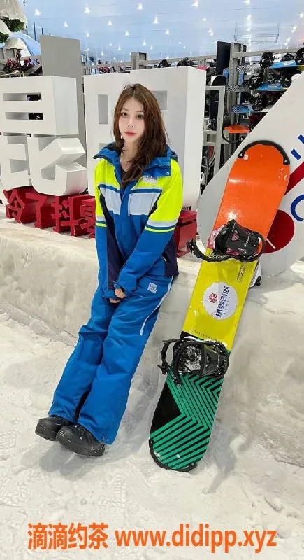 杭州楼凤-上城区嫩模软软，173高E胸，包时不限次