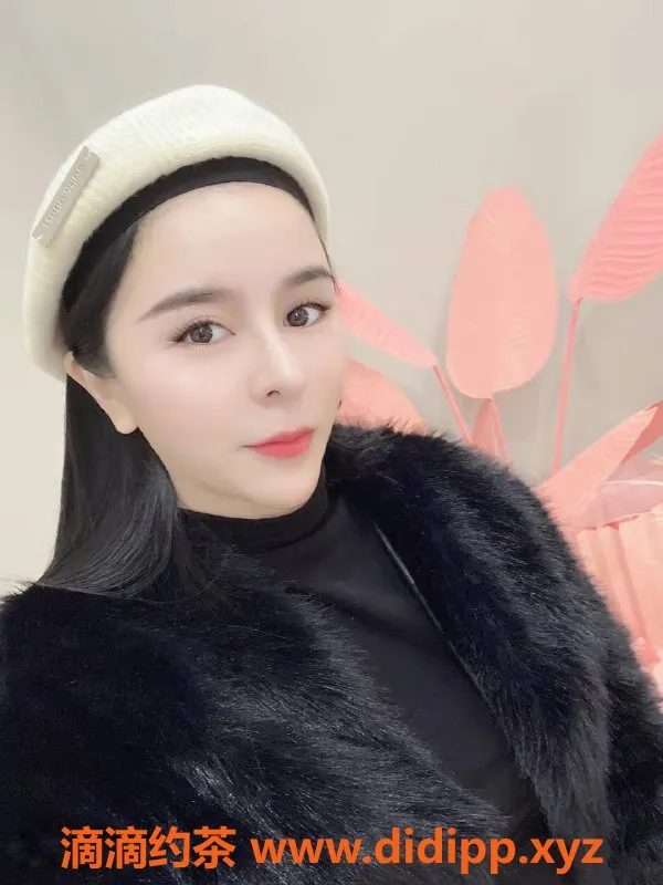 杭州楼凤-上城区魅儿，162身高，98体重，千元包夜服务