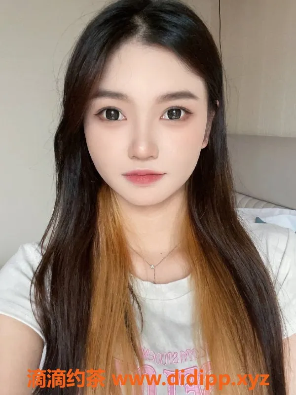 广州楼凤-天河嫩妹小沫，600元一小时，快来约!